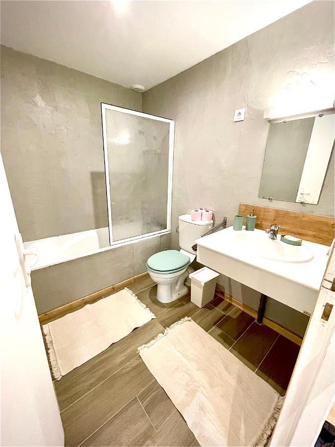 Le Tivoli Apartment Bagneres-de-Bigorre Ngoại thất bức ảnh